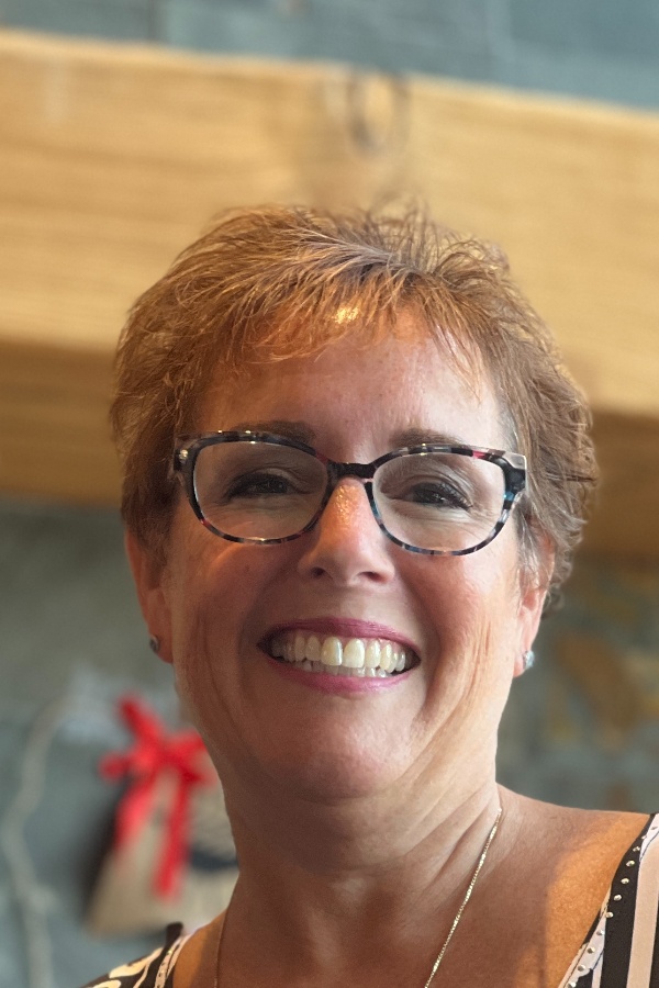 Cruise Brothers Travel Agent Amy Fosco